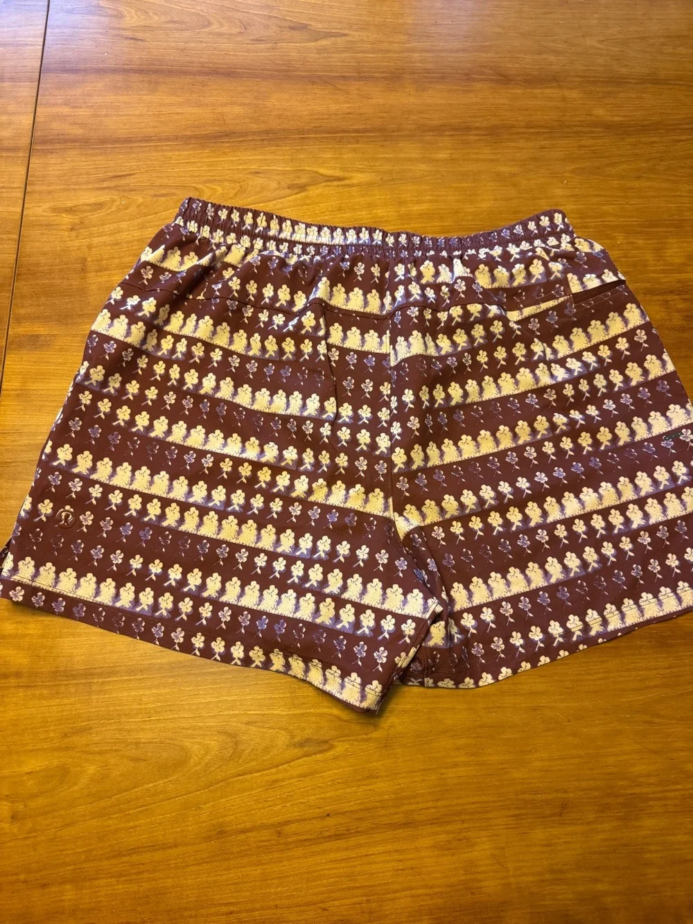 Men’s Lululemon Maroon Patterned Elastic-Waist swim trunks